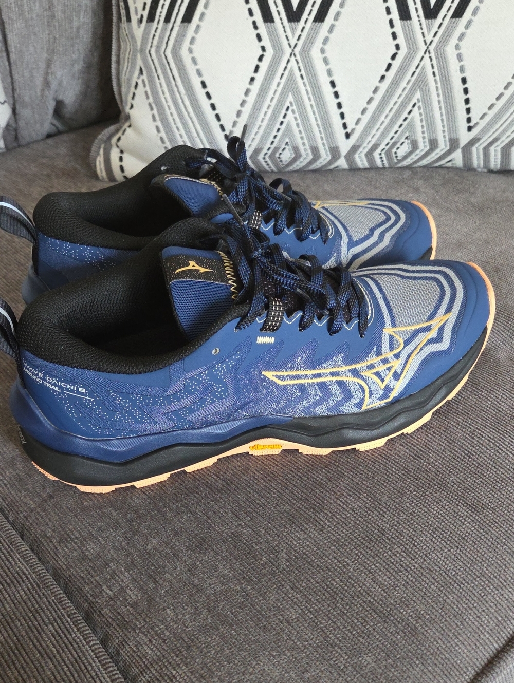 Mizuno Trail Running Shoes - Brand New